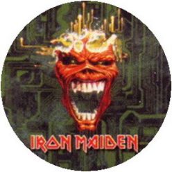 IRON MAIDEN: Virus (jelvény, 2,5 cm)