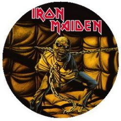IRON MAIDEN: Piece Of Mind (jelvény, 2,5 cm)