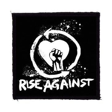 RISE AGAINST: Fist (9,5 cm x 9,5 cm) (felvarró)