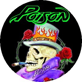 POISON: Smokin' Skull (jelvény, 2,5 cm)