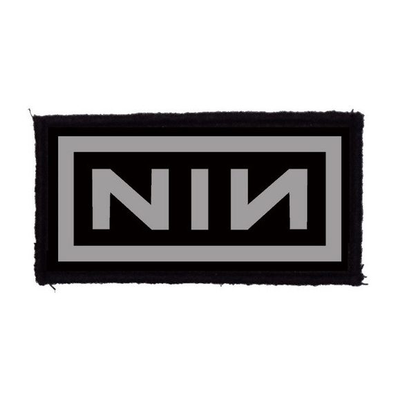 NINE INCH NAILS: Logo (9,5 cm x 4,5 cm) (felvarró) NINE INCH NAILS: Logo (9,5 cm x 4,5 cm) (felvarró)