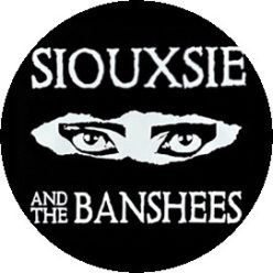 SIOUXSIE AND THE BANSHEES: Eyes (jelvény, 2,5 cm) 